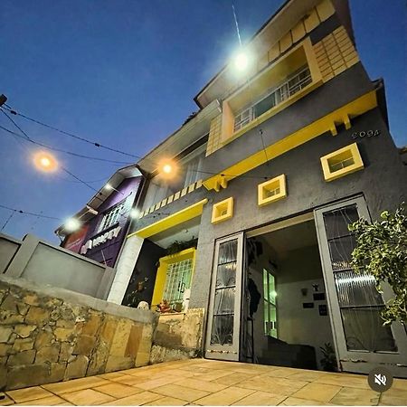 Gup Hostel Curitiba Luaran gambar
