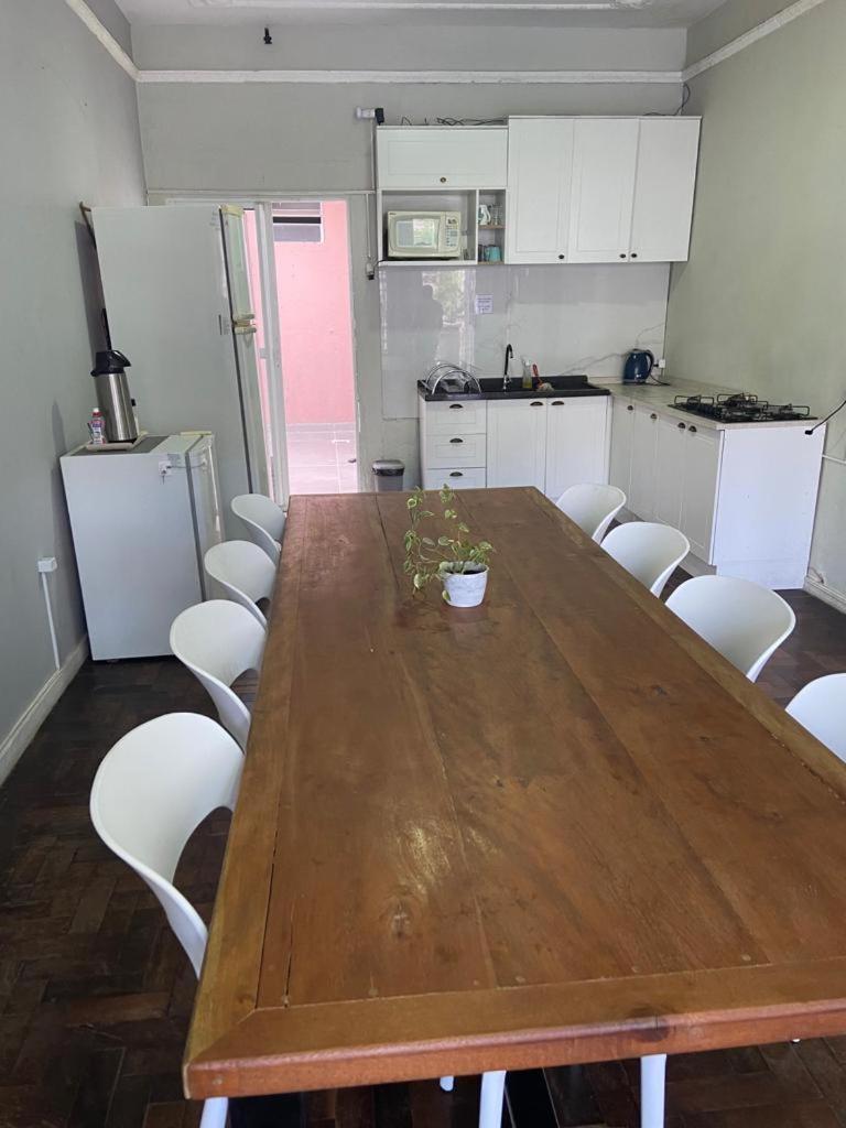 Gup Hostel Curitiba Luaran gambar