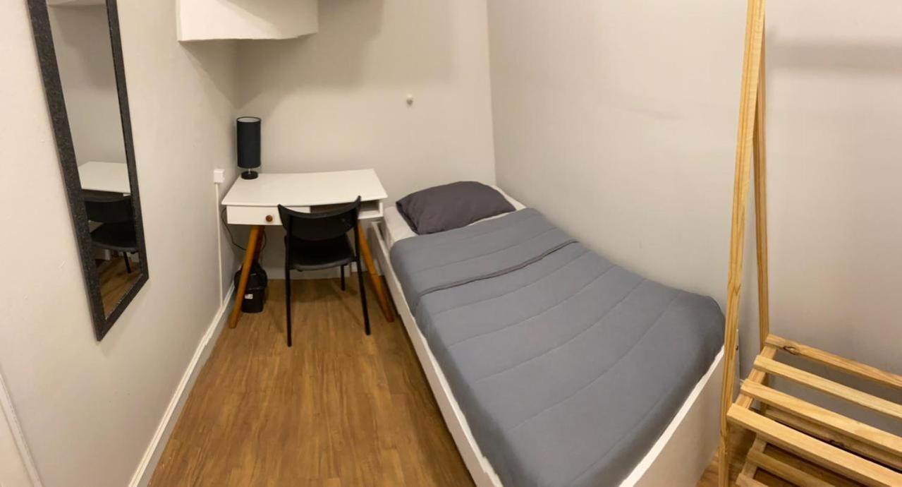 Gup Hostel Curitiba Luaran gambar