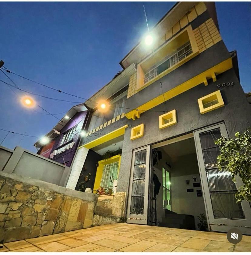 Gup Hostel Curitiba Luaran gambar
